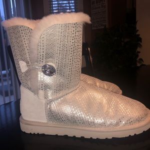 Ugg Swarovski Bailey Button Limited Editio…